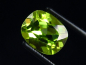 Preview: Peridot 3,30 Ct. apple green - 10 x 8 mm cushion cut Sri Lanka