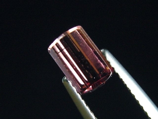 Turmalin rosa 0,85 Ct. Baguette 7 x 4,5 mm Brasilien