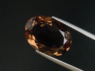 Rauchquarz 10,97 Ct. Oval 18 x 13 mm Brasilien