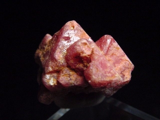 Spinel crystal specimen 24 mm - Morogoro, Tanzania