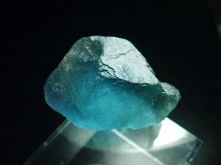 Fluorite crystal 37 mm blue green - Hunan, China