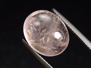 Morganite 9,07 Ct. oval cabochon 14 x 11,5 mm Brazil