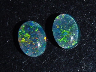 Opal pair 10 x 8 mm oval cabochon triplet - Australia