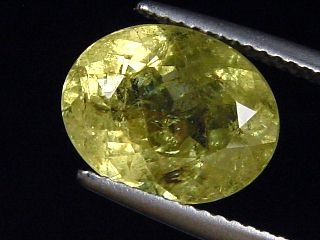 Grossular Garnet 4,98 Ct. oval cut Sri Lanka