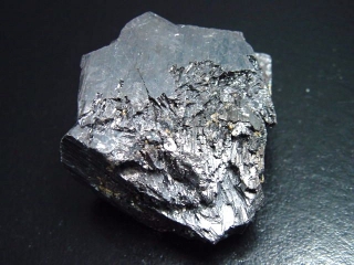 Ferro Columbite crystal 51 mm - Galilea, Minas Gerais, Brazil