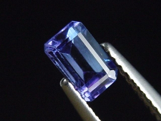 Tanzanite 0,79 Ct. octagon - finest blue violet