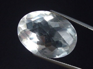 Bergkristall 35,50 Ct. Oval 26 x 20 mm Schachbrettschliff