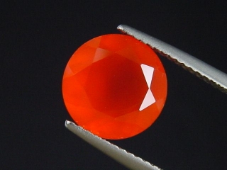 Carnelian 3,24 Ct. glowing orangered round India