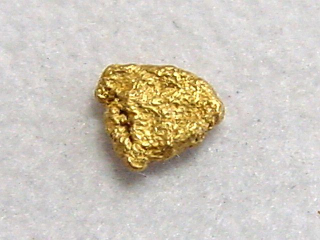 Gold nugget 3,5 mm - Palsinoja, Lappia, Finland
