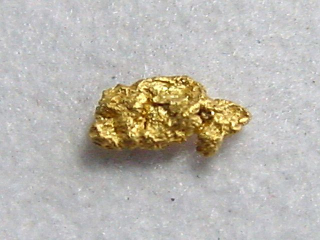 Gold nugget 4,5 mm - Kaareoja, Lappia, Finland