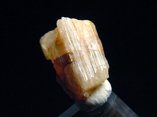 Phenakite crystal 14 mm - Piracicaba, Minas Gerais, Brazil