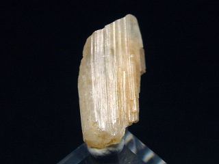 Phenakite crystal 16,5 mm - Piracicaba, Minas Gerais, Brazil