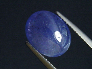 Tanzanite 4,57 Ct. oval cabochon