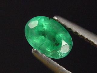 Emerald 0,51 Ct. fine green oval Colombia