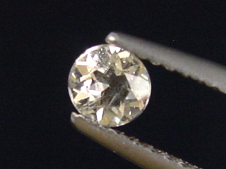 Topas 0,36 Ct. Rund facettiert - Schneckenstein, Sachsen, Deutschland