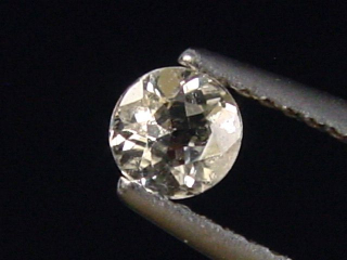 Topas 0,37 Ct. Rund facettiert - Schneckenstein, Sachsen, Deutschland