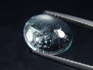 Aquamarine 3,48 Ct. oval cabochon