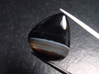 Agate 18,65 ct. banded - cabochon Brazil