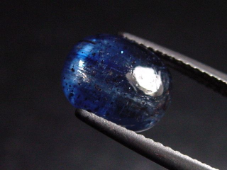 Kyanite / Disthen 3,85 Ct. oval cabochon Brazil