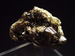 Vesuvianite specimen 35 mm - Val d'Aosta, Italy