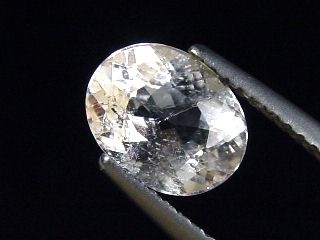 Danburit 1,62 Ct. Oval San Luis Potosi, Mexiko