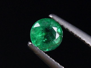 Emerald 0,43 Ct. finest green round