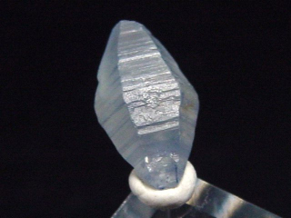 Sapphire crystal 10 mm perfectly terminated Sri Lanka