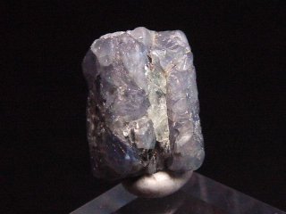 Alexandrite crystal 9 mm colorchange Tanzania