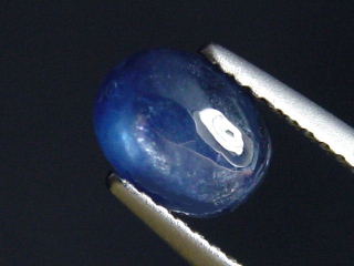 Blauer Saphir 1,57 Ct. Oval Cabochon 8 x 6 mm Sri Lanka