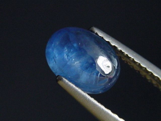 Blue Sapphire 2,05 Ct. oval cabochon