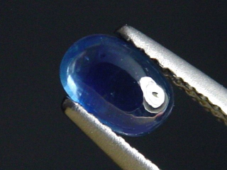 Blue Sapphire 0,75 Ct. oval cabochon
