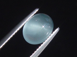 Aquamarine cat's eye 2,03 Ct. cabochon Brazil