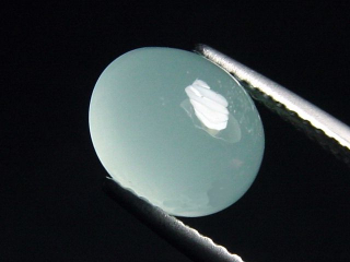 Aquamarin 3,47 Ct. oval cabochon