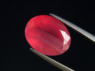 Rhodochrosite 9,34 Ct. oval faceted