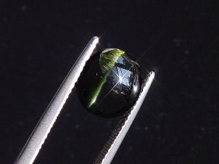 Enstatite Catseye 5,56 Ct. - round cabochon - Sri Lanka