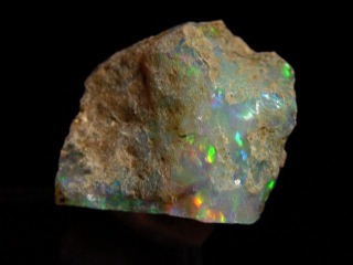 Opal rough 22 mm fine colorplay