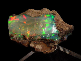 Opal rough 26 mm fine colorplay