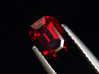 Red Spinel 1,49 Ct. octagon cut Sri Lanka