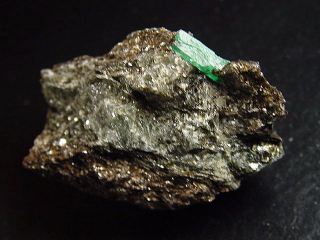 Emerald crystal specimen 45 mm - Habachtal, Austria