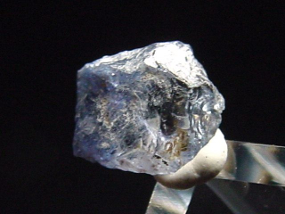 Benitoite crystal 6,5 mm - San Benito Co., California, USA