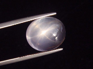 Sternrosenquarz / Stern Rosenquarz 12,47 Ct. Oval Cabochon