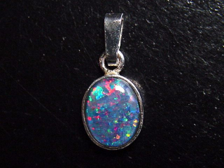 Opal pendant 10 x 8 mm oval cabochon triplet - Australia