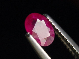 Ruby 0,43 Ct. oval Thailand