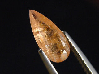 Eosphorit 0,85 Ct. facettiert Tropfen - Linopolis, Brasilien