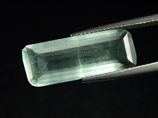 Fluorite 11,91 Ct. bright blue facet cut - Hesselbach, Germany