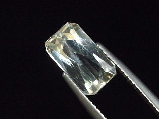 Hiddenit 3,64 Ct. Oktagon 11 x 6,5 mm Pakistan