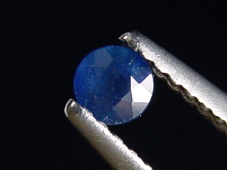 Preview: Blauer Saphir 0,23 Ct. Rund 3 mm Sri Lanka Preview: Blauer Saphir 0,23 Ct. Rund 3 mm Sri Lanka