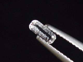 Natrolite 0,17 Ct. 6 mm baguette faceted - Skardu, Gilgit, Pak.