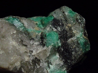 Emerald specimen 92 mm rich - Haramosh mtns., Gilgit, Pak.