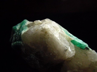 Emerald specimen 58 mm rich - Haramosh mtns., Gilgit, Pak.